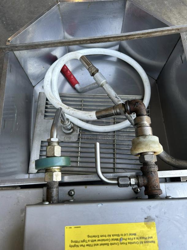 Anets FFM80 80 lb commercial fryer filter, gravity 120v, excellent condition, fully assembled, tested and working.