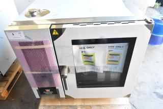 BRAND NEW Bakers Pride AEHE061R stainless steel commercial combi convection oven, electric-powered, 208V, 3 Phase.