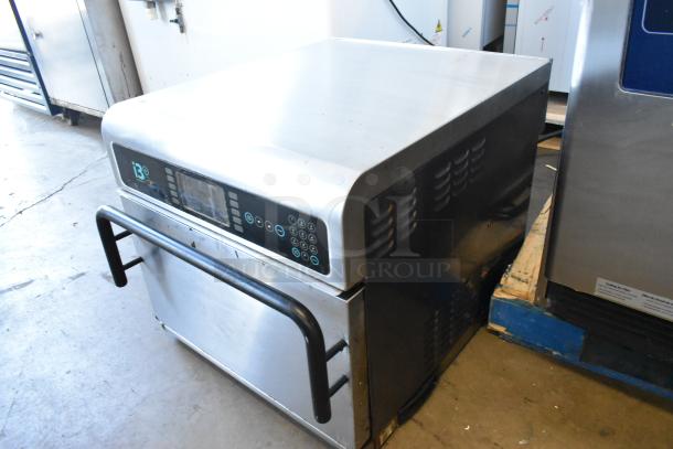 2019 Turbochef i3-DL stainless steel rapid cook oven, electric, 208/240V, 3 phase, commercial countertop model.