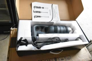"Brand new AvaMIx 928IBHD21 immersion blender in box, variable speed, 1 1/4 hp, 21 inches, 120 volts. Includes manual."