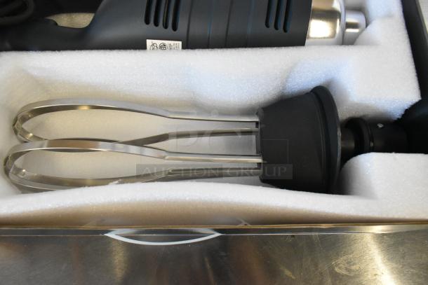 AvaMIx 928IBHDW10 heavy-duty immersion blender with 10" whisk, new in box, features variable speed, 1 1/4 hp, 120V.