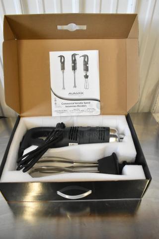 New AvaMIx 928IBHDW10 immersion blender with 10" whisk, 1 1/4 hp motor. Includes manual. Scratch and dent condition.