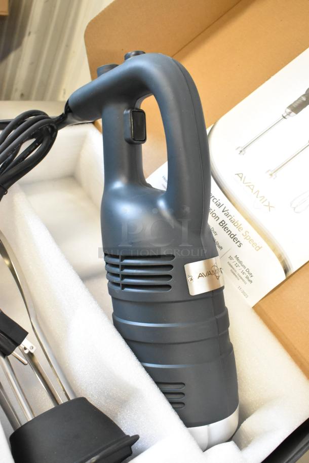 Brand new AvaMix 928IBHDW10 heavy-duty immersion blender with 10" whisk. Features variable speed, 1 1/4 hp motor, 120 volts.