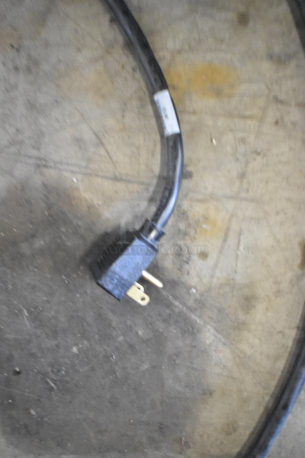 Power cord for True Stainless Steel Commercial 2 Door Reach In Cooler. Suitable for 115V, 1 Phase.