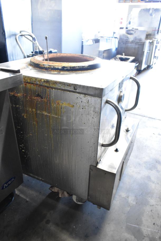 Puri PTL-102 commercial tandoori oven, stainless steel, natural gas powered, 51,500 BTU, visible wear and surface rust.