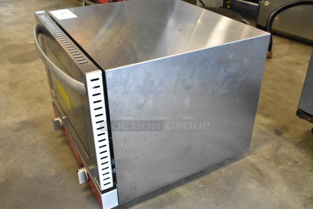 Avantco 177CO14 countertop stainless steel convection oven, electric, quarter size, 120V, 1 phase, good condition.
