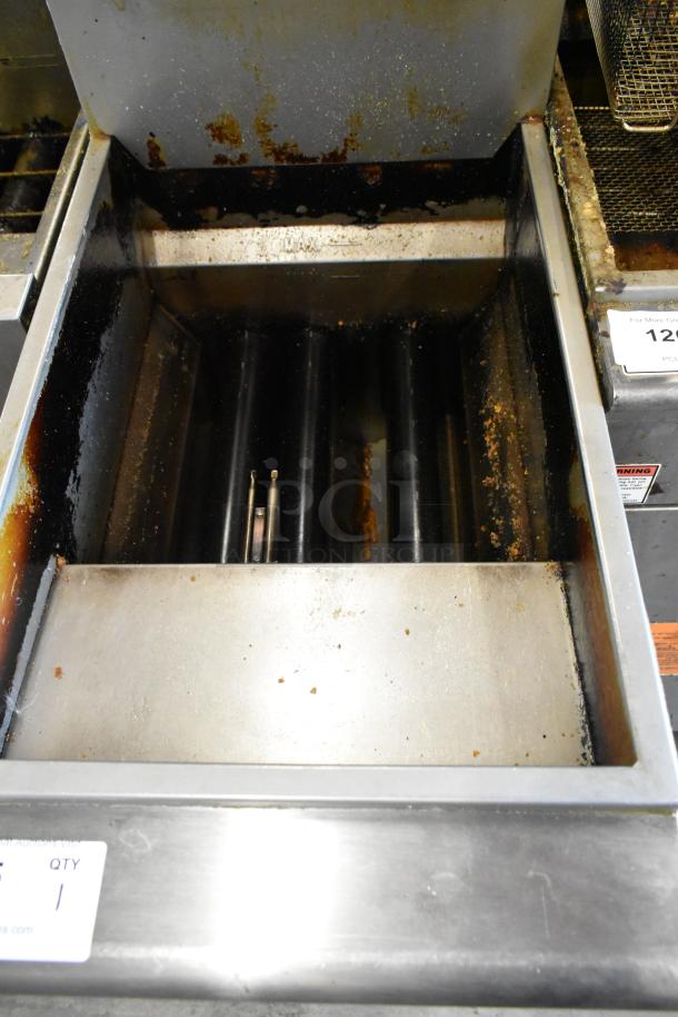 2021 Avantco FF300-N stainless steel floor-style deep fat fryer, natural gas, 90,000 BTU, used, visible grease residue.