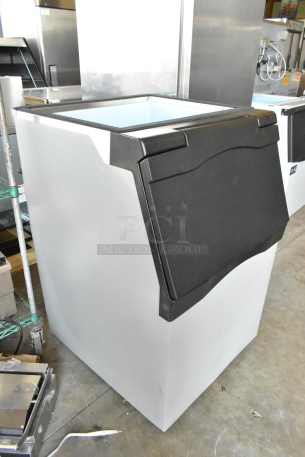 Brand new Avantco 194BIN54030 30" ice storage bin with plastic exterior, 536 lb capacity, minor scratches.