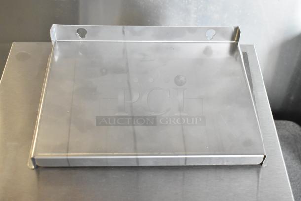 Stainless steel tray of the Avantco 184T140 commercial conveyor toaster. New, scratch and dent condition.