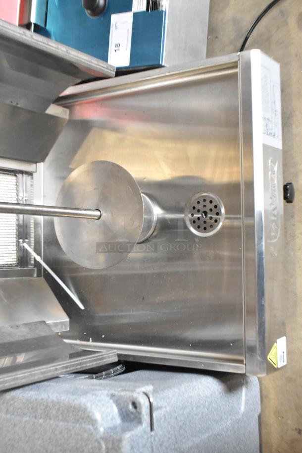 Avantco VB203 stainless steel vertical broiler, natural gas, 65 lb capacity, 28,500 BTU, scratch and dent.