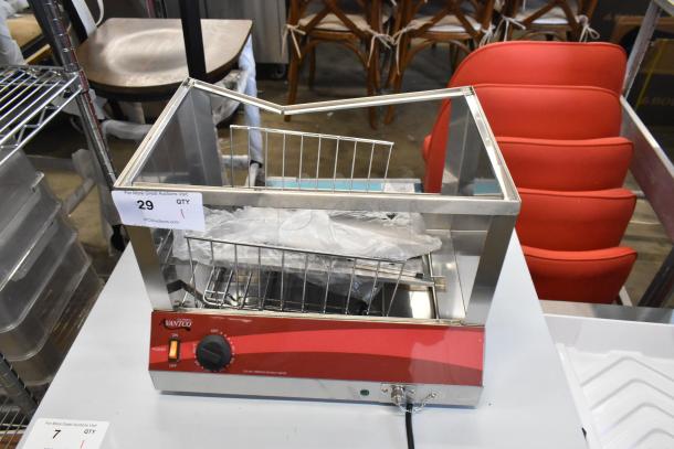 Avantco 177HDS100 stainless steel hot dog steamer, scratch and dent, 100 dog capacity, countertop model, 120V, new condition.