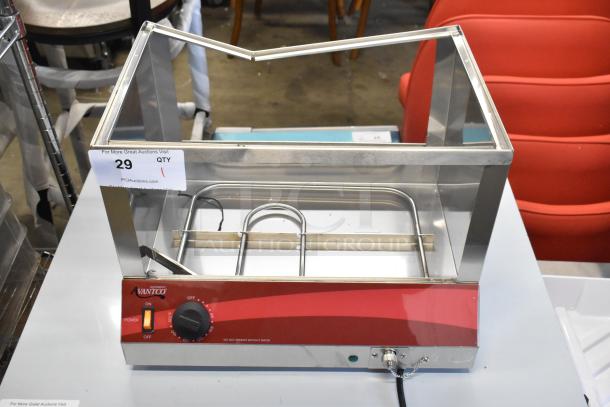 Avantco 177HDS100 stainless steel commercial hot dog steamer, 120V, new with scratch and dent, holds 100 dogs/48 buns.