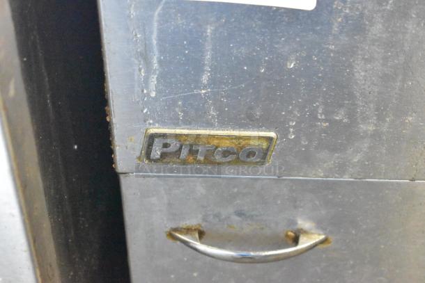 Pitco Frialator 40D stainless steel deep fat fryer, natural gas, 107,000 BTU, includes 2 metal fry baskets, visible wear.