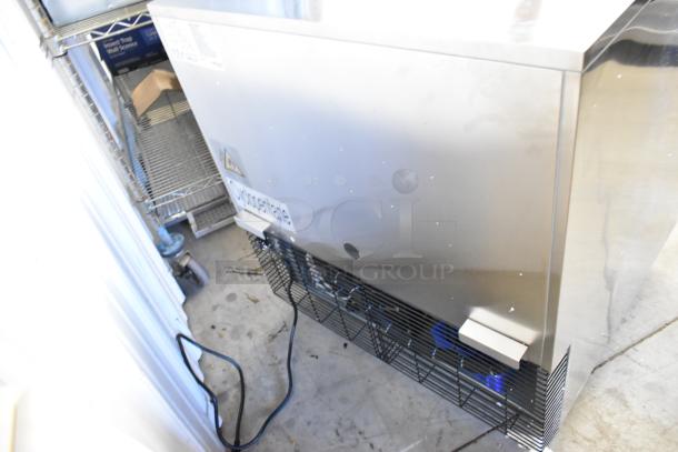 KoolMore KM-CBLC-5 stainless steel blast chiller, new with minor dents, 5-pan capacity, 110-120V, ETL certified.