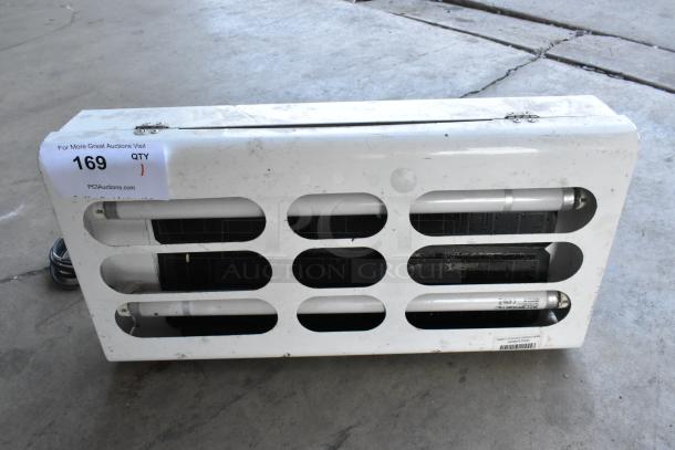 GT-180 Metal Bug Zapper, 115 Volts, 1 Phase, used condition, visible dirt, model tag intact, auction label attached.