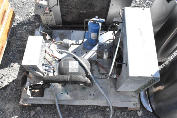Kolpak Walk-In Box compressor and evaporator fan, featuring Copeland RST55C1E-CAA-901 115V compressor and TPLP106MAS1BR6 fan.
