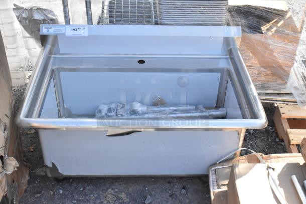 BRAND NEW SCRATCH AND DENT! Steelton 522US3216 32"x16" utility sink with single-inlet faucet hole. Visible label on edge.