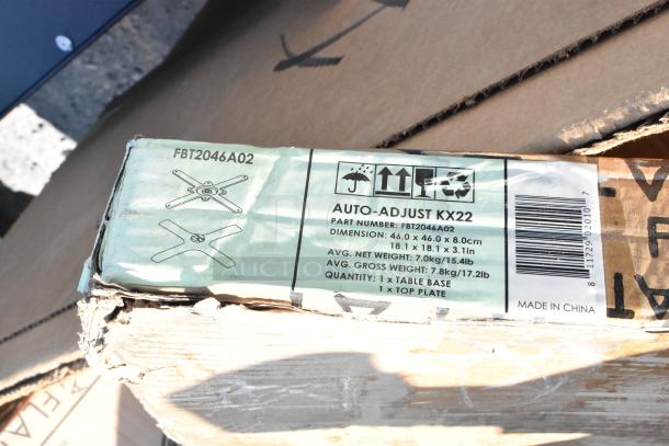 Box labeled "Auto-Adjust KX22" with part number FBT2046A02, dimensions 46x46x8 cm, weight 7kg, made in China.