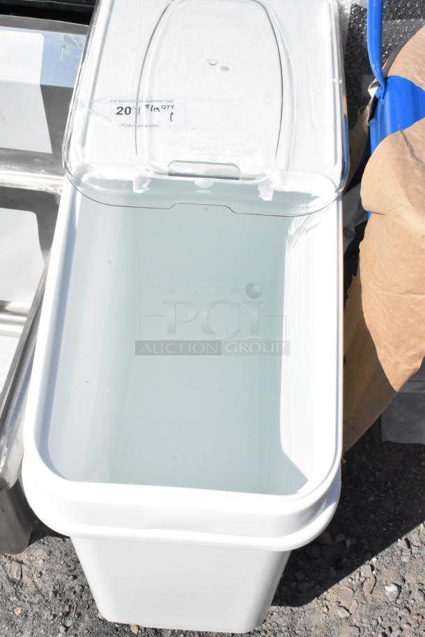 Brand new Baker's Lane 21-gallon white ingredient bin, scratch and dent, with sliding lid and scoop. Model: 176BIN21GL.