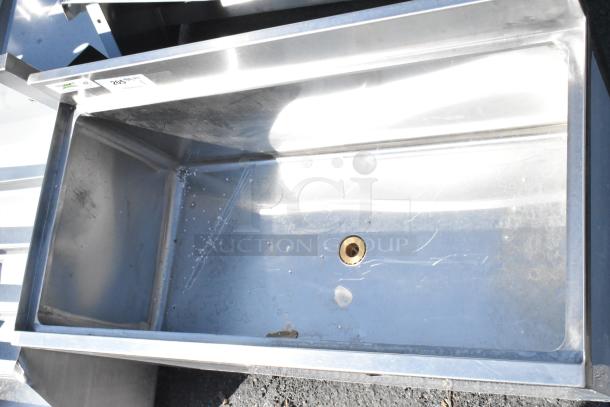 Brand new Regency 600IB1836 underbar ice bin with 7 circuit post-mix cold plate, 18"x36", slight scratches.