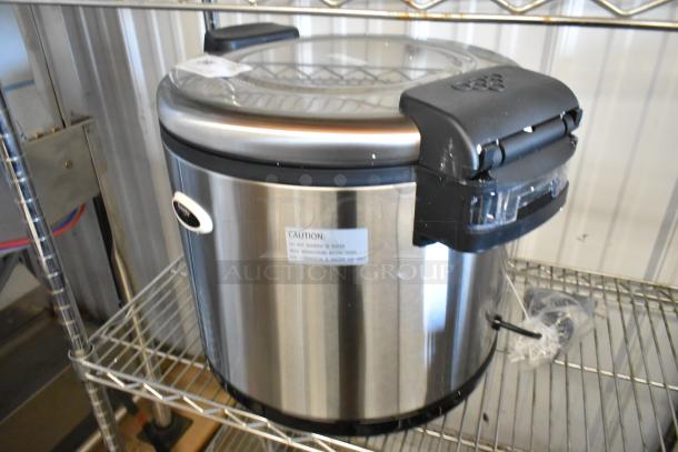 BRAND NEW Galaxy 177RWG90 90 Cup Electric Rice Warmer, 2023 model. 120 Volts, 1 Phase. Slight scratch and dent condition.