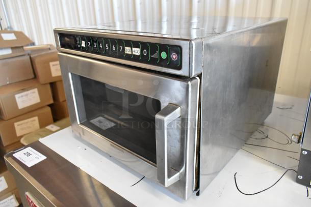 Menumaster MDC182 stainless steel commercial microwave oven, countertop model, 208/230V, digital controls, good condition.