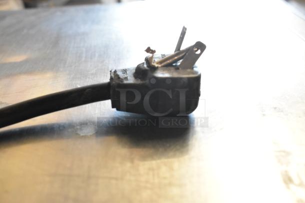 Menumaster MDC182 commercial microwave power cord, 208/230V, 1 phase, stainless steel, robust condition, for countertop use.