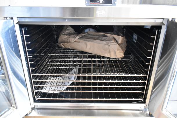BRAND NEW! 2024 Blodgett Zephaire-200-E electric convection oven, scratch and dent, stainless steel, view doors, metal racks.