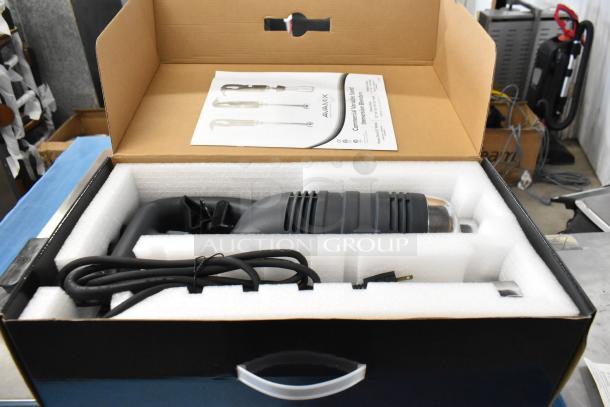 Brand new AvaMix 928IBHD12 immersion blender in box, 12" heavy-duty, variable speed, 1 1/4 hp, 120V, scratch and dent.