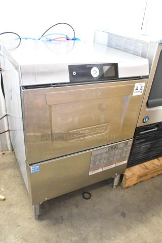 Brand new 2025 Hobart LXGNR Advansys stainless steel commercial glass washer, hi-temp, energy recovery, 6" leg stand.