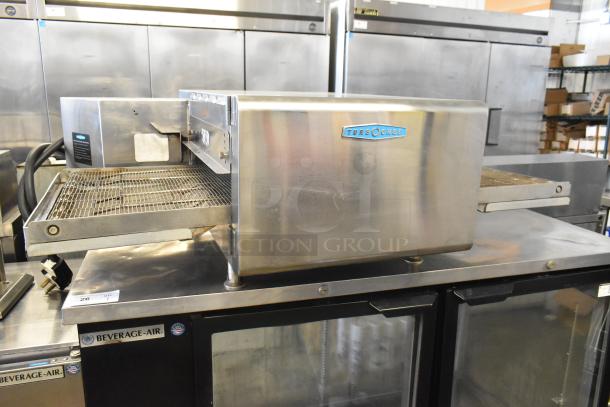 2018 Turbochef HhC2020 stainless steel rapid cook conveyor oven. Electric, 208/240V, 3 phase. Clean, commercial use.