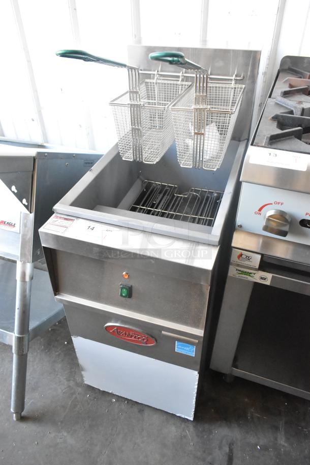 Avantco 177EF40B stainless steel 40 lb. electric floor fryer with 2 metal baskets. New condition, scratch and dent. 208 Volts.