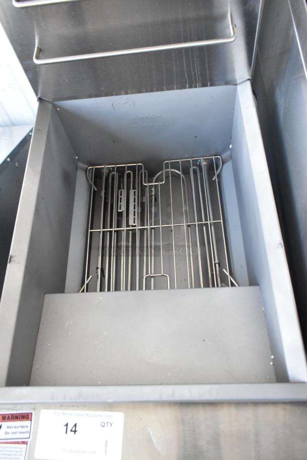 Brand new 2024 Avantco 177EF40B 40 lb. electric floor fryer, stainless steel, scratch and dent condition, 208V, 1 phase.