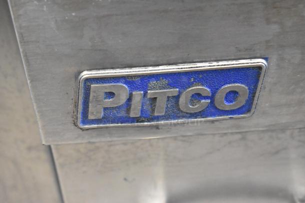 2017 Pitco Frialator stainless steel natural gas deep fat fryer, 90,000 BTU, includes 2 metal fry baskets, visible Pitco logo.