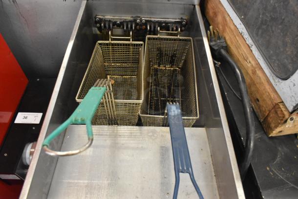 2018 Pitco Frialator SE14 stainless steel floor electric fryer, 208V, 3-phase, with 2 metal fry baskets.