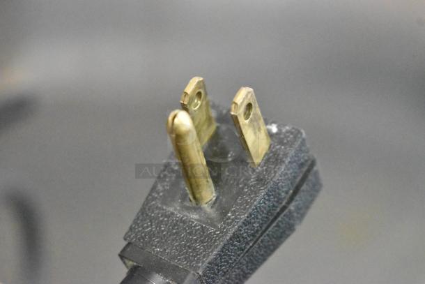 Power plug for True T-72 commercial freezer, revealing standard 115 volts, 1 phase compatibility.