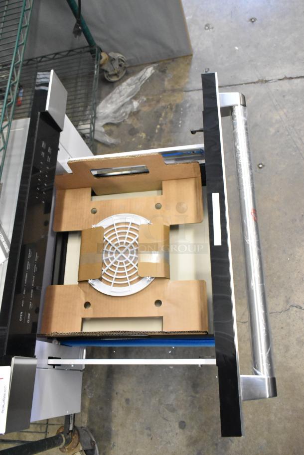 BRAND NEW 2025 KoolMore KM-MD30-SS Stainless Steel Microwave Drawer, 1.2 cu. ft., scratch and dent, 120V, 1 phase.