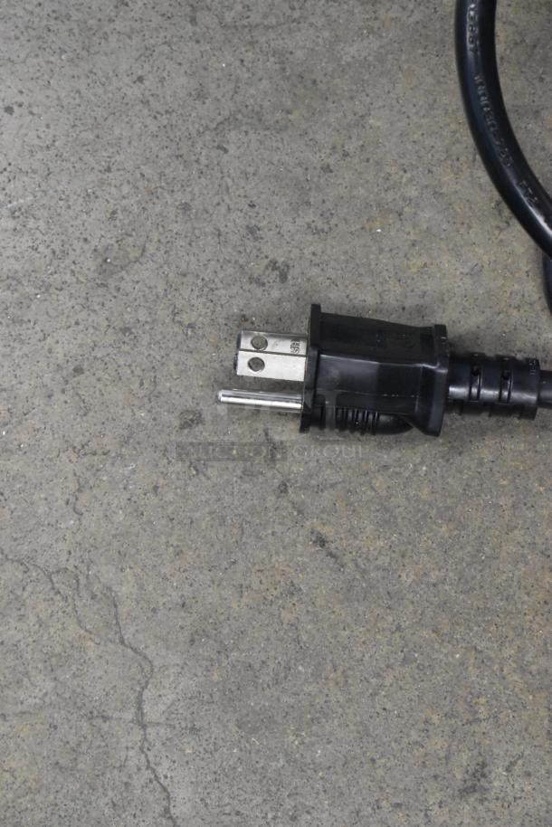 Power cord of a 2022 Avantco 177W50 Stainless Steel Commercial Countertop Food Warmer, 120 Volts, 1 Phase.