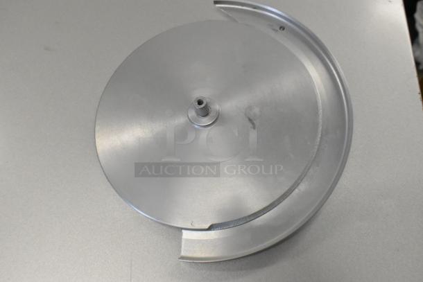 3 brand new Frymaster 8101494 casters, 4" without brake swivel. Scratch and dent condition.