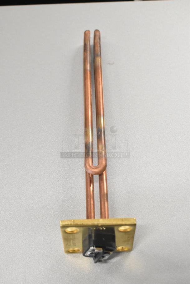 Hatco R02.04.302.00 Element, 3000w, 208v, showing copper heating elements and mounting plate. Brand new condition.