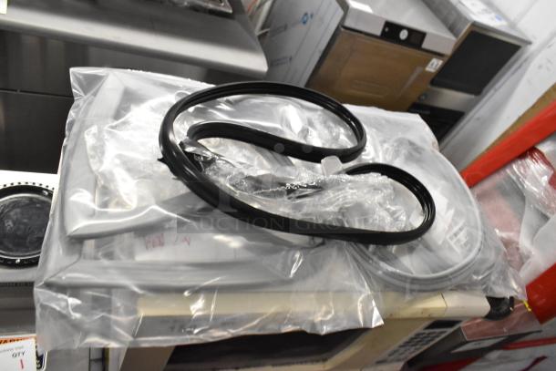 Three new Moffat and Hoshizaki gaskets in packaging, including door seal M232667 and drawer gaskets 2A5192-19, 2A5192-16.