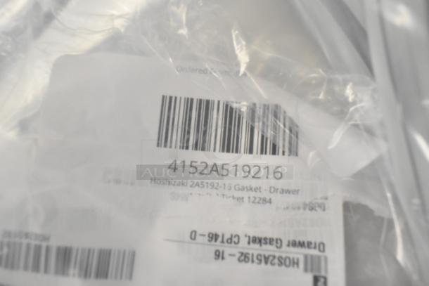 Brand new Hoshizaki drawer gasket, model 4152A519216. Scratch and dent condition. Clear packaging with visible labels.