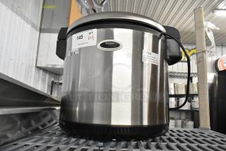 BRAND NEW SCRATCH AND DENT Galaxy 177RWGB90 90 Cup Electric Rice Warmer, 120 Volts, 1 Phase, stainless steel finish.