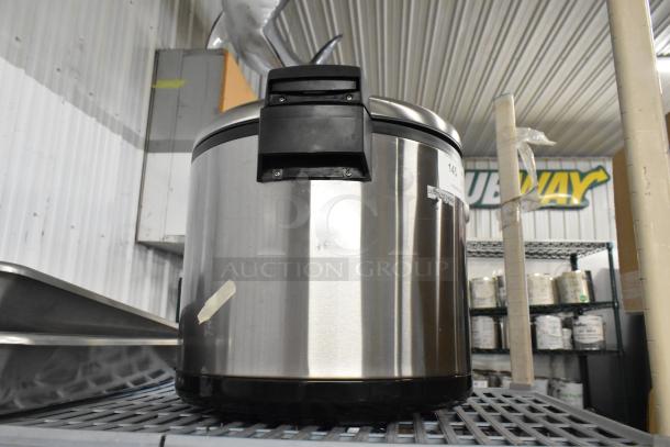 Galaxy 177RWGB90 90 Cup Electric Rice Warmer, brand new with scratches. 120V, 1 Phase, stainless steel.