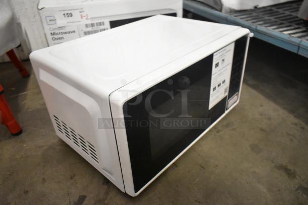 2 countertop microwave ovens, model MS8436127995-03, 120V, 1 phase, with plate. New condition, packaging visible.