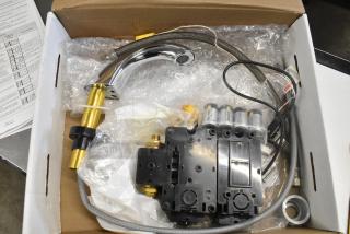 BRAND NEW Delta Faucet 590-PALGHDF, deck-mount, touchless, silver finish, scratch and dent, includes 0.5 GPM aerator, proximity sensing.