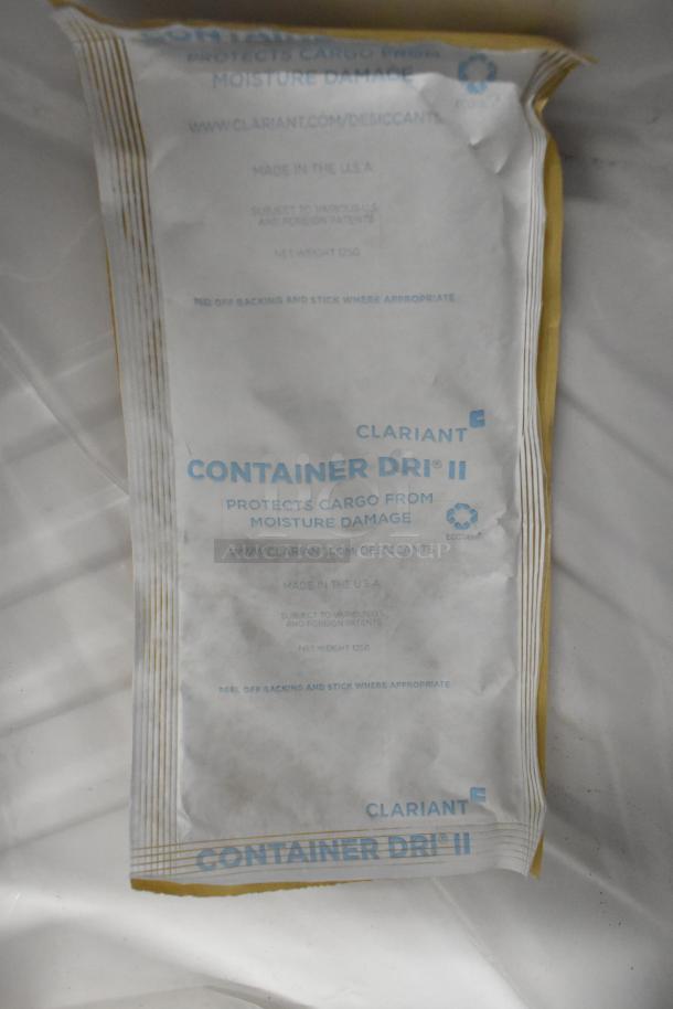 Clariant Container DRI II pack, protects cargo from moisture, made in USA, net weight 125g, brand new condition.