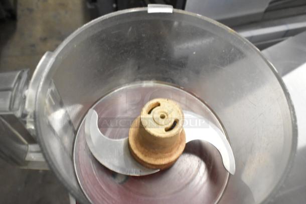 Robot Coupe R2NCLR food processor with clear bowl and S blade. 120V, 1 Phase, countertop model, appears in good condition.