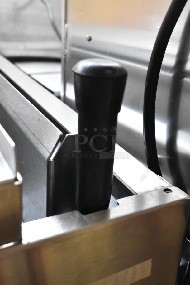 BRAND NEW Vulcan VICM48-101 infrared cheese melter, stainless steel, 48", natural gas, 40,000 BTU, scratch and dent.