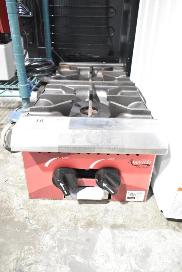 Brand new Avantco 177CAGR212 stainless steel 2-burner commercial range, 25,000 BTU, natural gas, scratch and dent condition.